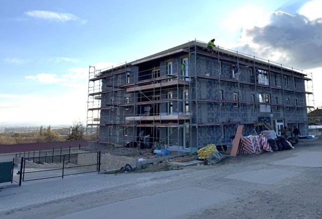 Eladó téglalakás, Várpalotán 56.9 M Ft, 2 szobás