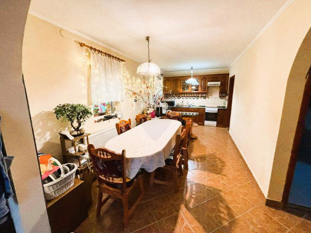 Eladó családi ház, Érden 99.9 M Ft, 2+2 szobás