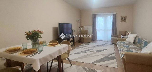 Eladó panellakás, Pécsett, Páfrány utcában 49.9 M Ft, 2 szobás