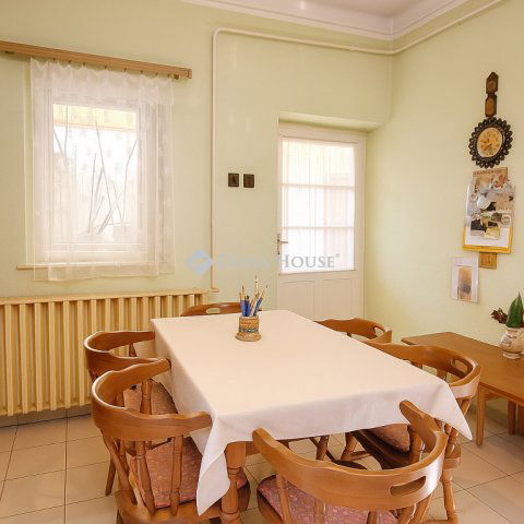 Eladó családi ház, Kecskeméten 45 M Ft, 2 szobás