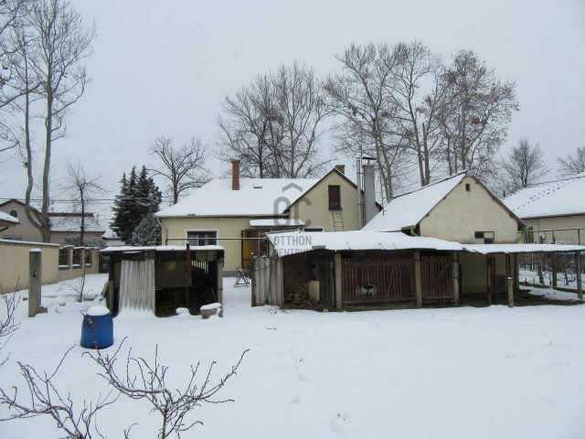 Eladó családi ház, Debrecenben 99.99 M Ft, 2 szobás