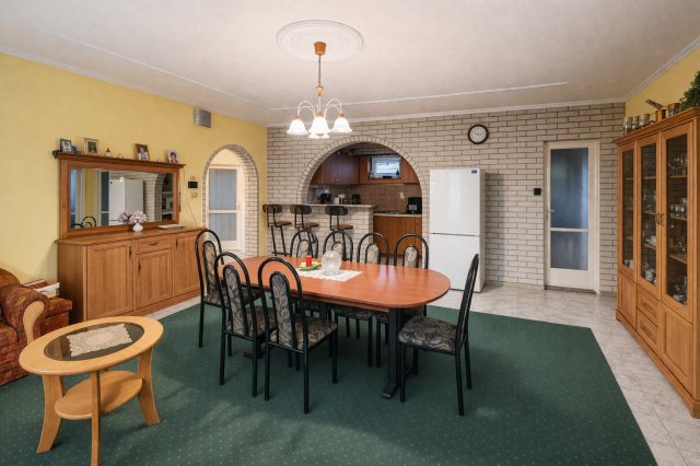 Eladó ipari ingatlan, Nyíregyházán 99 M Ft