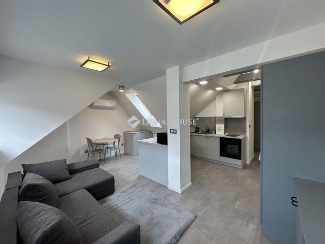 Eladó téglalakás, Dorogon, István Király utcában 31 M Ft