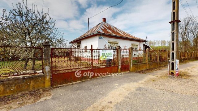 Eladó családi ház, Máriapócson 19.5 M Ft, 3 szobás