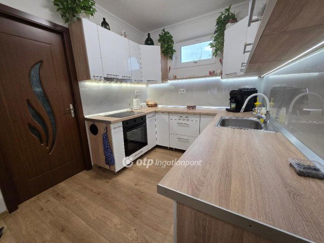 Eladó családi ház, Nagyhegyesen 80 M Ft, 2 szobás