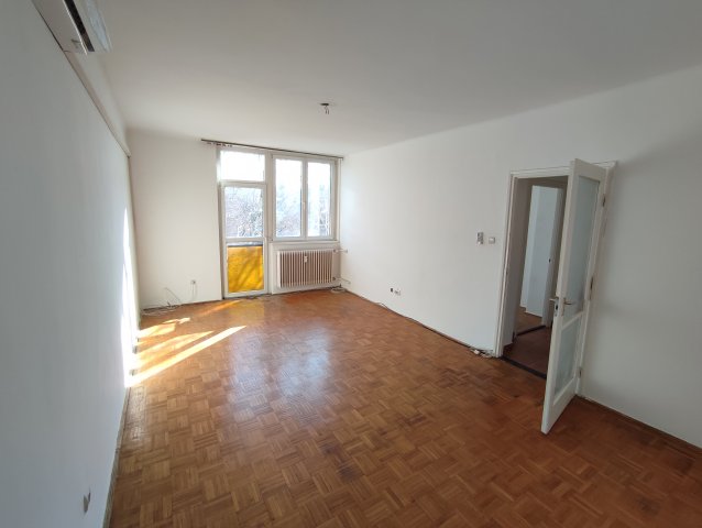 Eladó téglalakás, Nyíregyházán, Északi körúton 38.9 M Ft