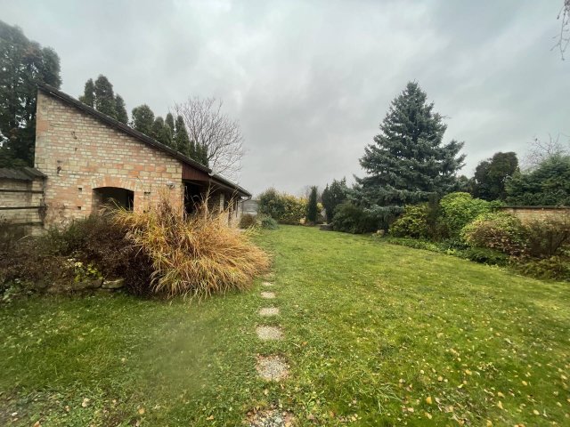 Eladó családi ház, Tatán 147 M Ft, 3+4 szobás