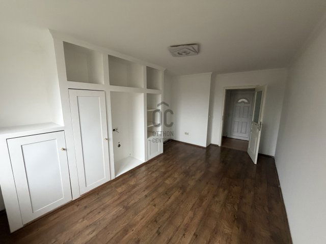 Kiadó téglalakás, albérlet, Debrecenben 295 E Ft / hó, 3 szobás