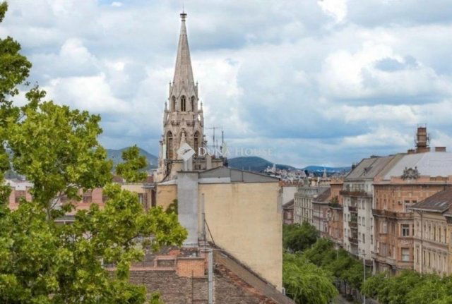 Eladó téglalakás, Budapesten, IX. kerületben 130 M Ft, 4 szobás