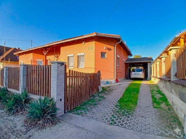 Eladó ikerház, Szigetszentmiklóson 93.5 M Ft, 4 szobás