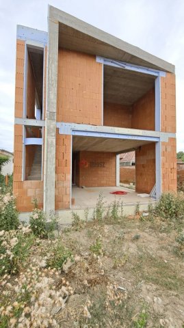 Eladó ikerház, Szegeden, Fogarasi utcában 196.5 M Ft, 5 szobás