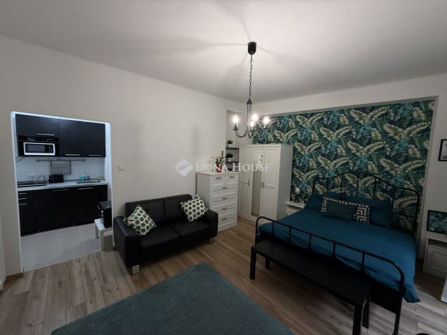 Kiadó téglalakás, albérlet, Budapesten, V. kerületben, 1 szobás