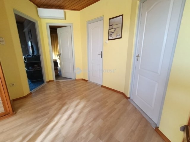Eladó családi ház, Veresegyházon 145 M Ft, 5 szobás