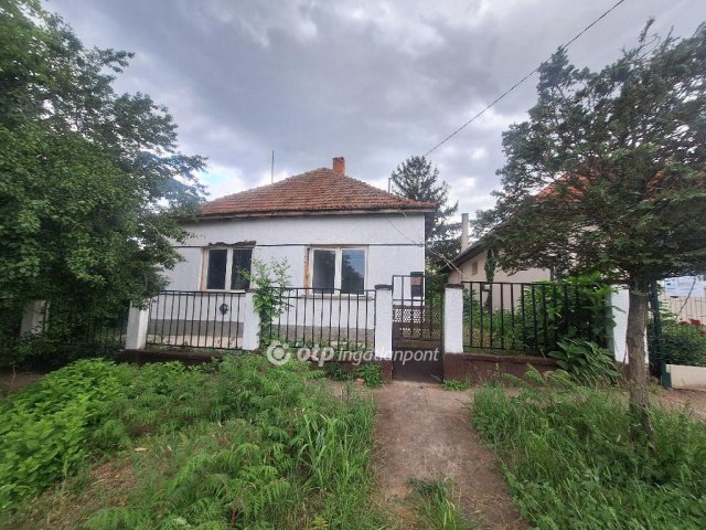 Eladó családi ház, Mezőkovácsházán 5.5 M Ft, 2+2 szobás