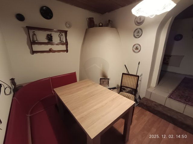 Eladó családi ház, Apcon 20 M Ft, 3 szobás