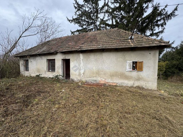 Eladó családi ház, Pálfán 4 M Ft, 2 szobás