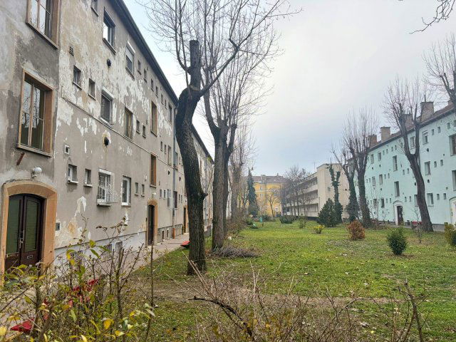 Eladó téglalakás, Budapesten, XIII. kerületben, Gyermek téren