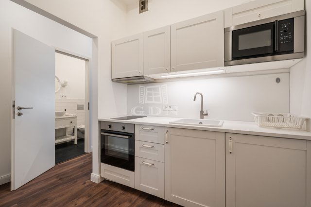 Eladó téglalakás, Budapesten, VI. kerületben 165 M Ft, 4 szobás