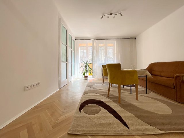 Kiadó téglalakás, albérlet, VIII. kerületben, Harminckettesek terén