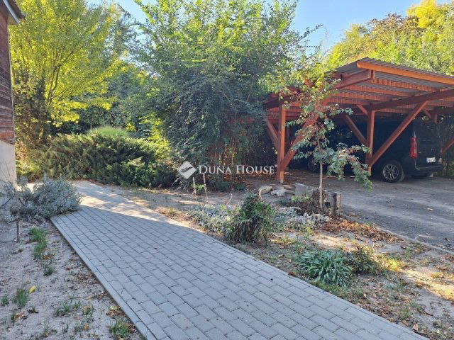 Eladó családi ház, Bácsborsódon 39.9 M Ft, 5 szobás