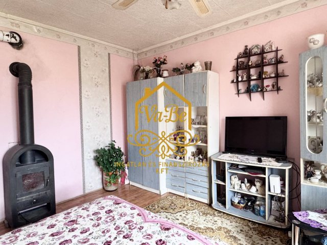 Eladó családi ház, Egerben 44.9 M Ft, 5 szobás