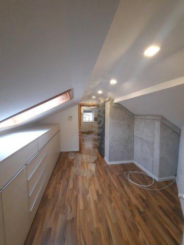 Kiadó sorház, albérlet, XIX. kerületben, Jókai utcában