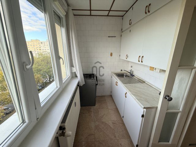 Eladó panellakás, Budapesten, XI. kerületben, Fehérvári úton