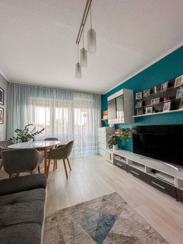 Eladó panellakás, Budapesten, XV. kerületben, Alkotmány utcában