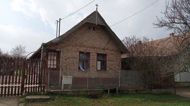 Eladó családi ház, Kállón 7.5 M Ft, 1 szobás