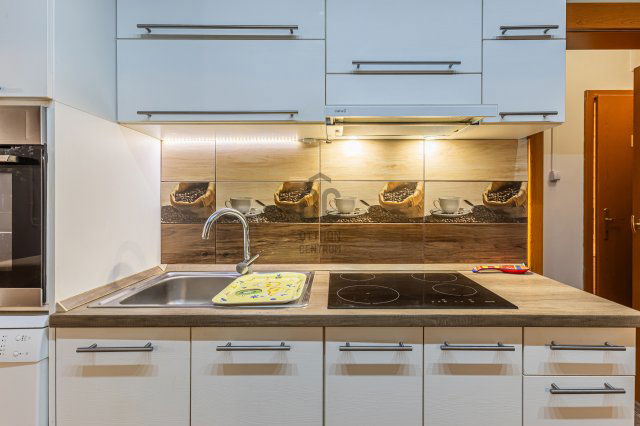 Eladó panellakás, Dunakeszin 73.9 M Ft, 3 szobás