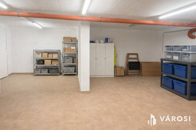 Eladó ipari ingatlan, Szombathelyen 9.4 M Ft / költözzbe.hu