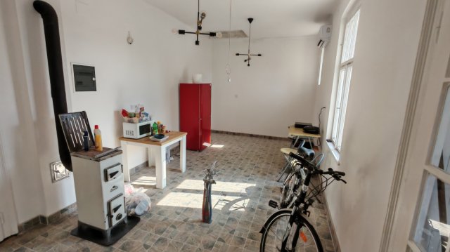 Eladó családi ház, Szigetváron 35 M Ft, 2 szobás