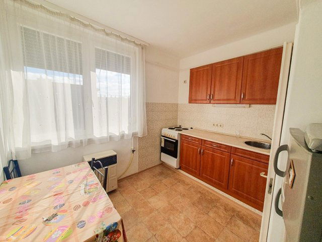Kiadó téglalakás, albérlet, Debrecenben 200 E Ft / hó, 2 szobás