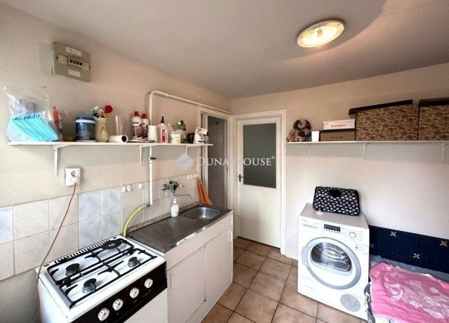 Eladó családi ház, Budapesten, XIX. kerületben 66.9 M Ft