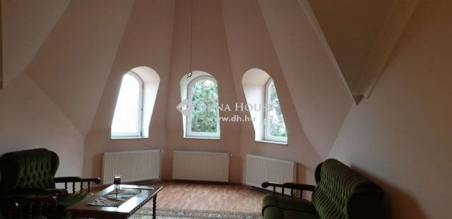 Eladó családi ház, Fóton 290 M Ft, 6 szobás
