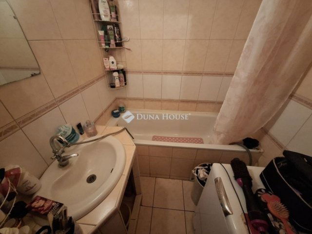 Eladó panellakás, Kiskunfélegyházán 30.9 M Ft, 2 szobás