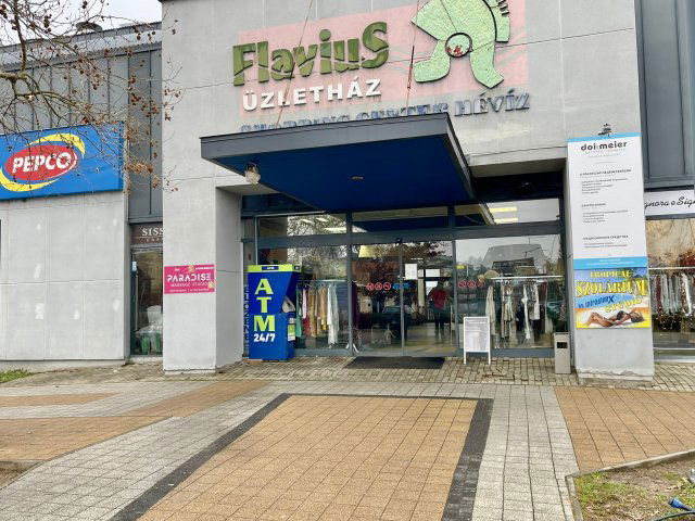 Eladó üzlethelyiség, Hévízen 45.72 M Ft / költözzbe.hu