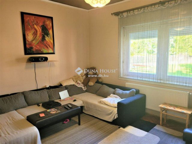 Eladó családi ház, Szigetszentmiklóson 149 M Ft, 5 szobás