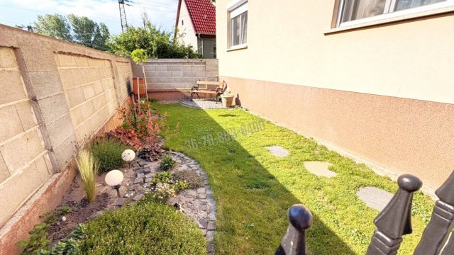 Eladó családi ház, Dabason 84.99 M Ft, 6 szobás
