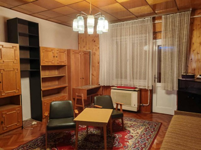 Eladó téglalakás, Törökszentmiklóson 27.8 M Ft, 2 szobás