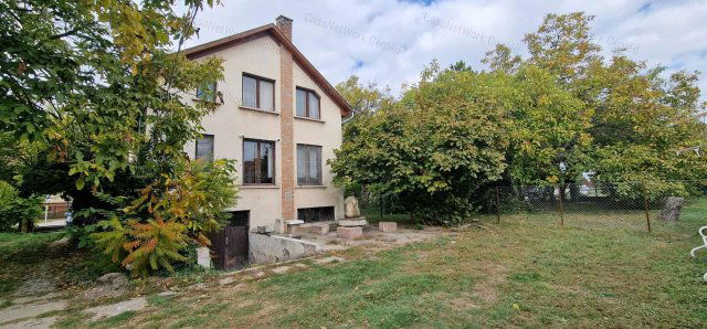 Eladó családi ház, Törtelen 85 M Ft, 4 szobás