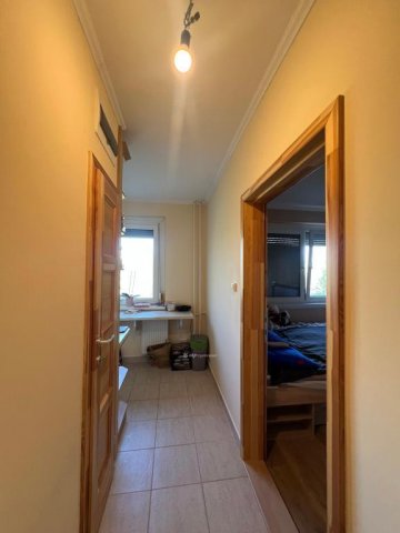 Eladó panellakás, Százhalombattán 68.4 M Ft, 2+1 szobás