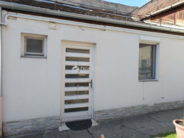 Eladó téglalakás, Budapesten, XX. kerületben 29.9 M Ft, 1 szobás