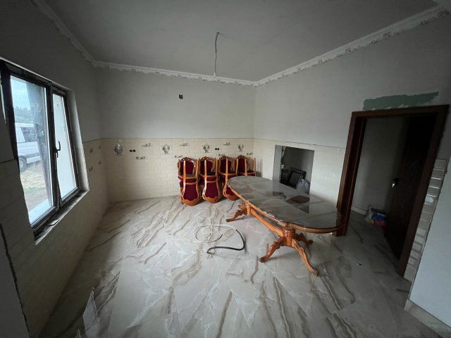 Eladó családi ház, Pilisen 114 M Ft, 4 szobás