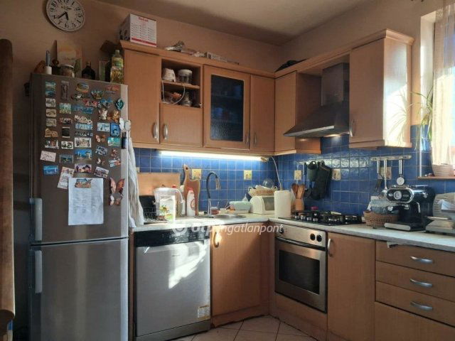 Eladó sorház, Kistarcsán 95 M Ft, 4 szobás