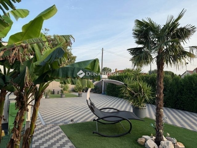 Eladó családi ház, Kecskeméten 98 M Ft, 4 szobás