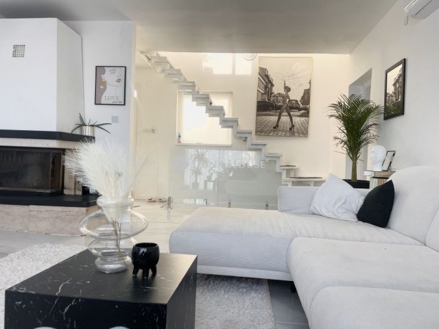 Eladó családi ház, Kozármislenyen 174.9 M Ft, 5 szobás