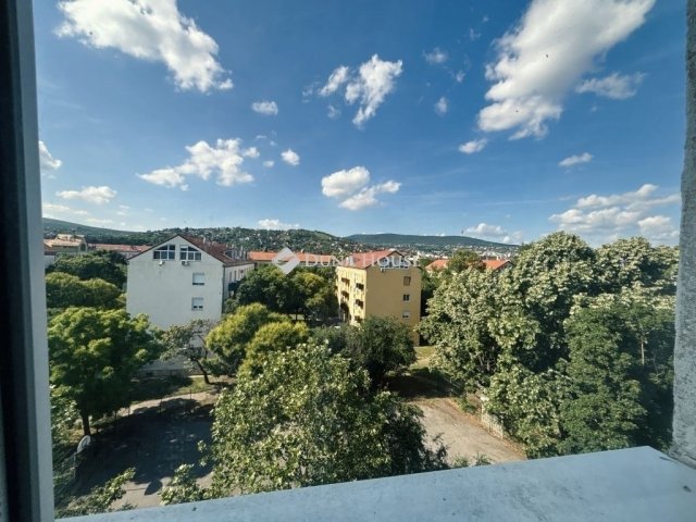 Eladó téglalakás, Pécsett 46.9 M Ft, 2+1 szobás