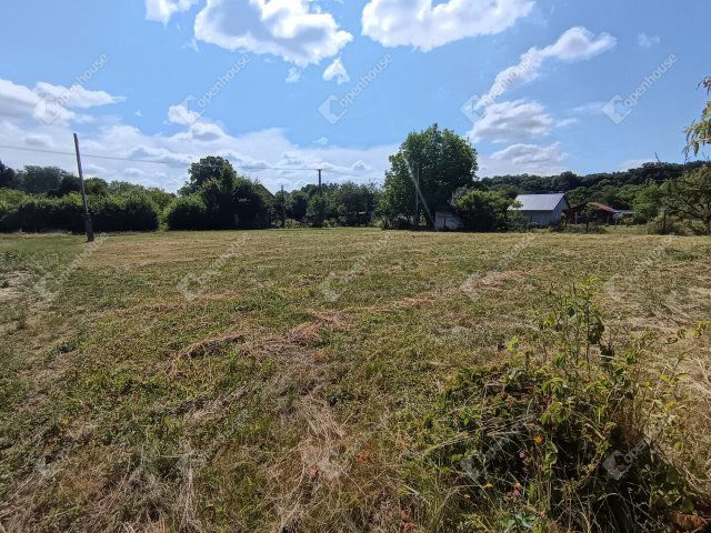Eladó telek, Nagyatádon 5.5 M Ft / költözzbe.hu