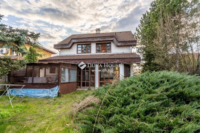 Eladó családi ház, Dunakeszin 257 M Ft, 5 szobás